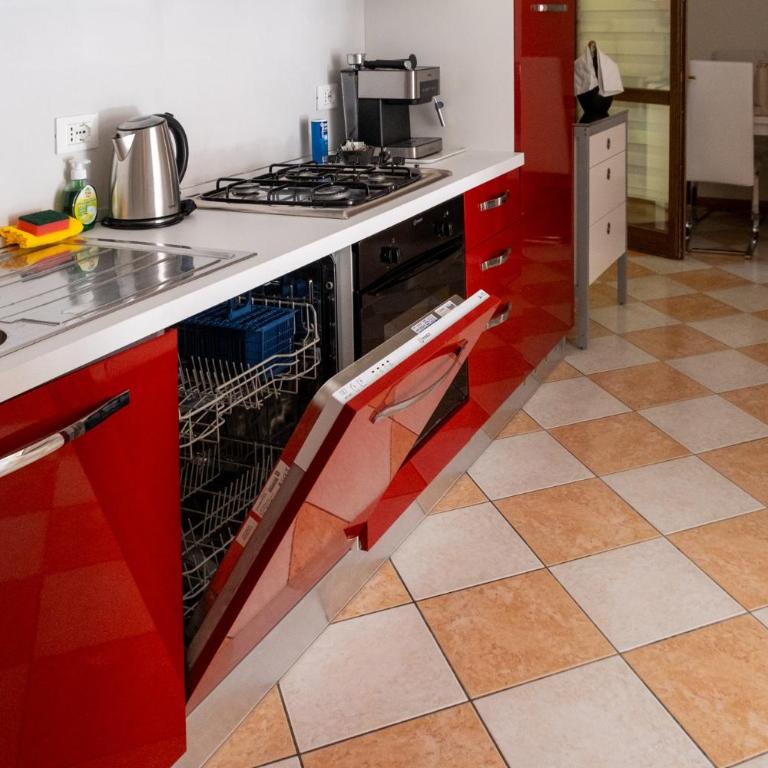HOLA Terrace Apartment - Appartamento con 2 Camere da Letto, Balcone e Terrazza - 10