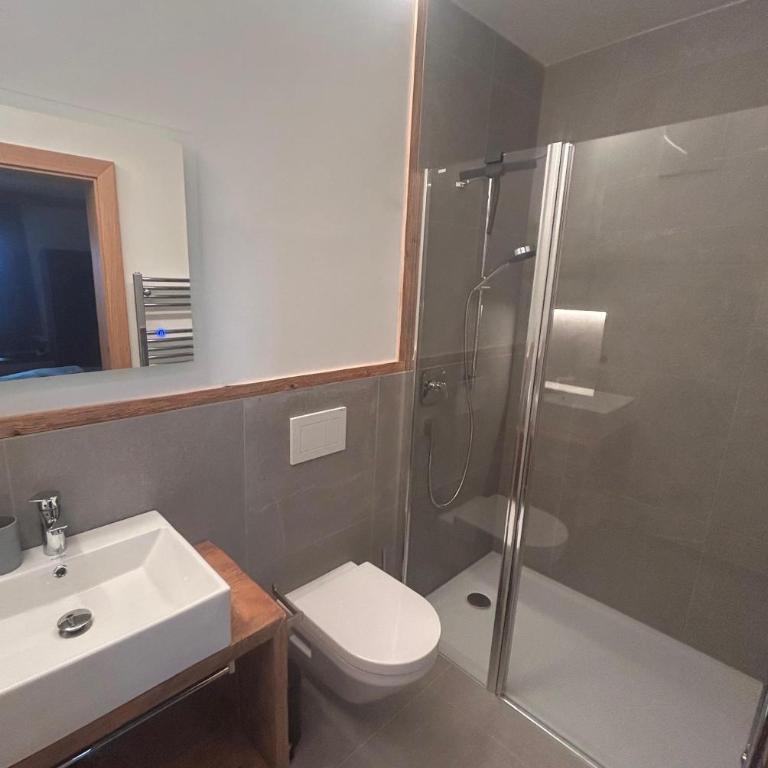 Appartements Ehrensberger - Apartment mit 2 Schlafzimmern und Dusche - 19