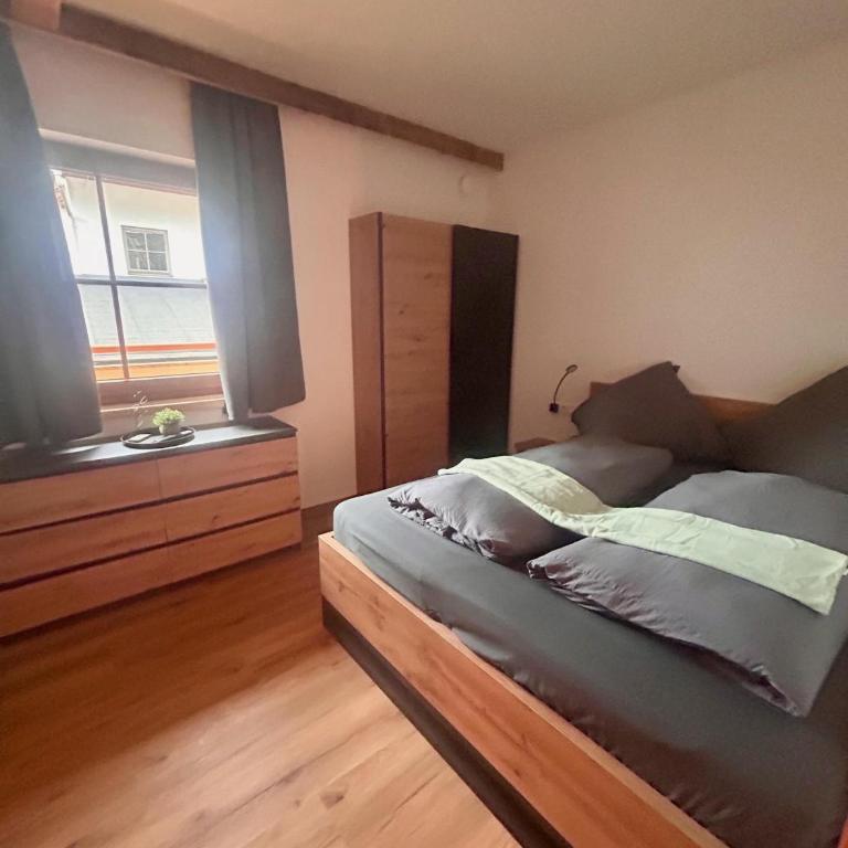 Appartements Ehrensberger - Apartment mit 2 Schlafzimmern und Dusche - 20