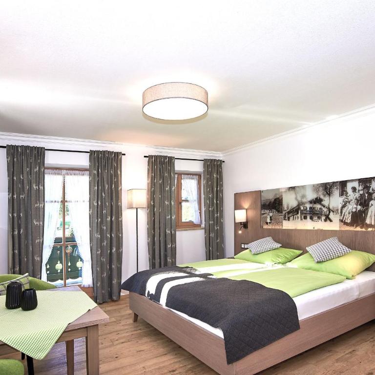 Gästehaus und Ferienwohnungen Egglerlehen - Double Room with Mountain View - 2