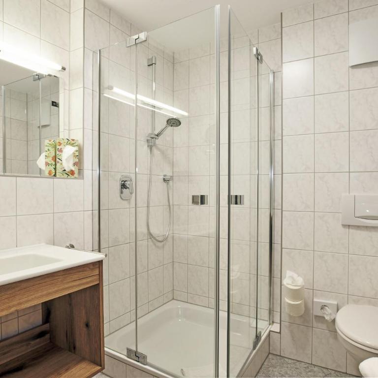 Gästehaus und Ferienwohnungen Egglerlehen - Double Room with Mountain View - 6