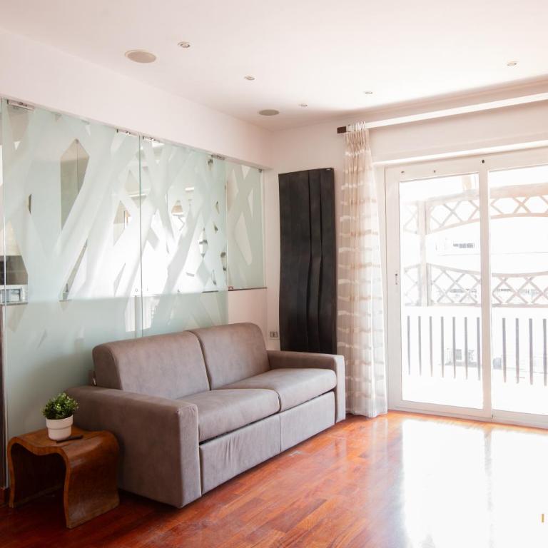 Imperium Trastevere Flat - 4-6 pax, A-C, Panoramic view, 2 Baths - Appartamento con 2 Camere da Letto e Terrazza - 16