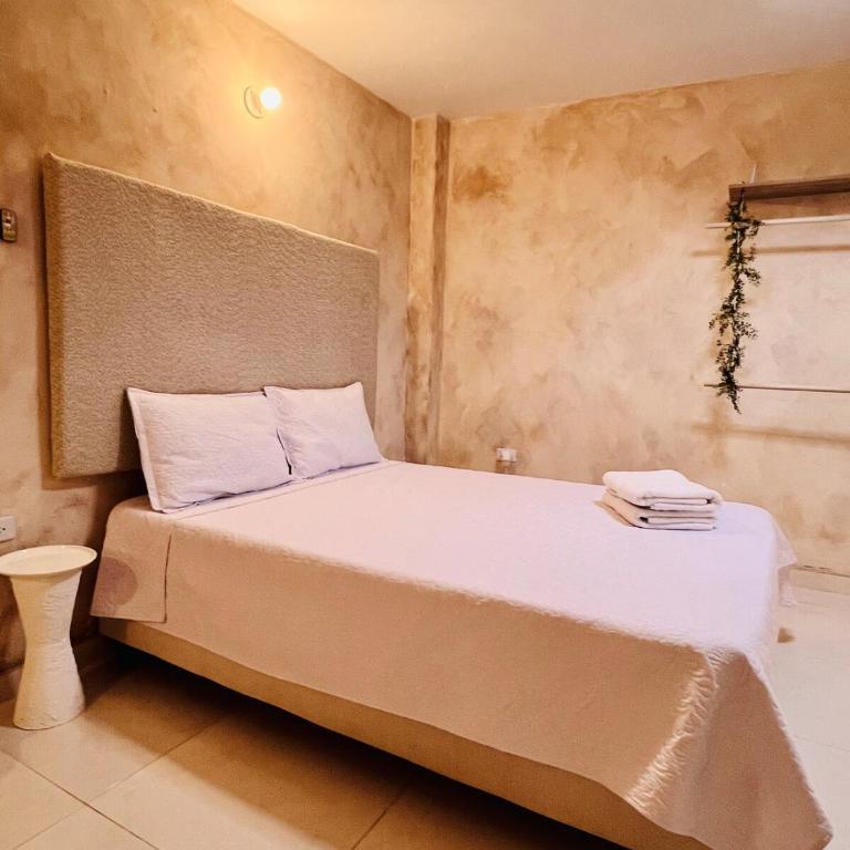 Tranquillity, Style and Location at Monet Loft - One-Bedroom Apartment - 12