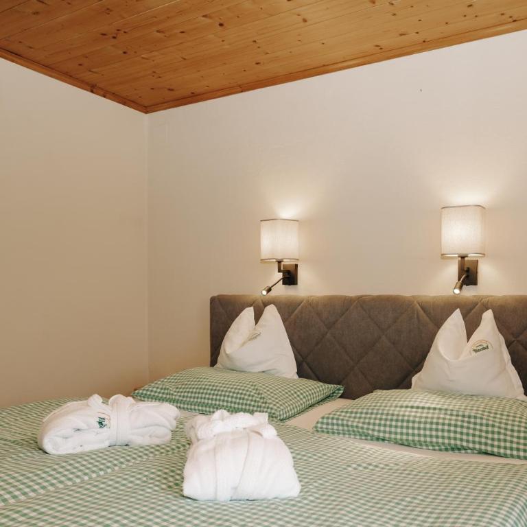 Appartements Gut Berg - Standard Apartment mit 2 Schlafzimmern - 3