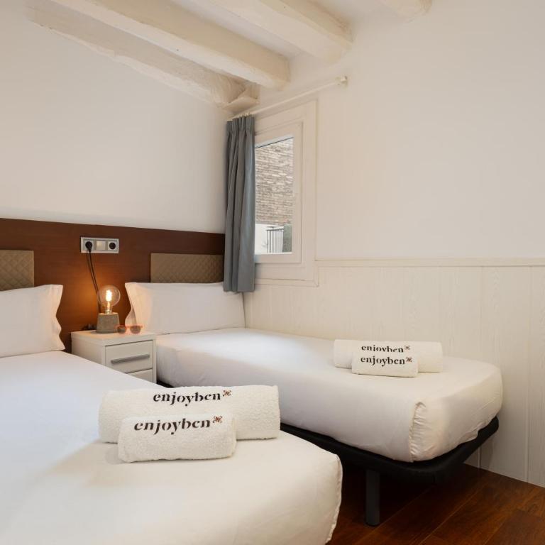 Enjoybcn Dali Apartments - Deluxe Apartment - 23