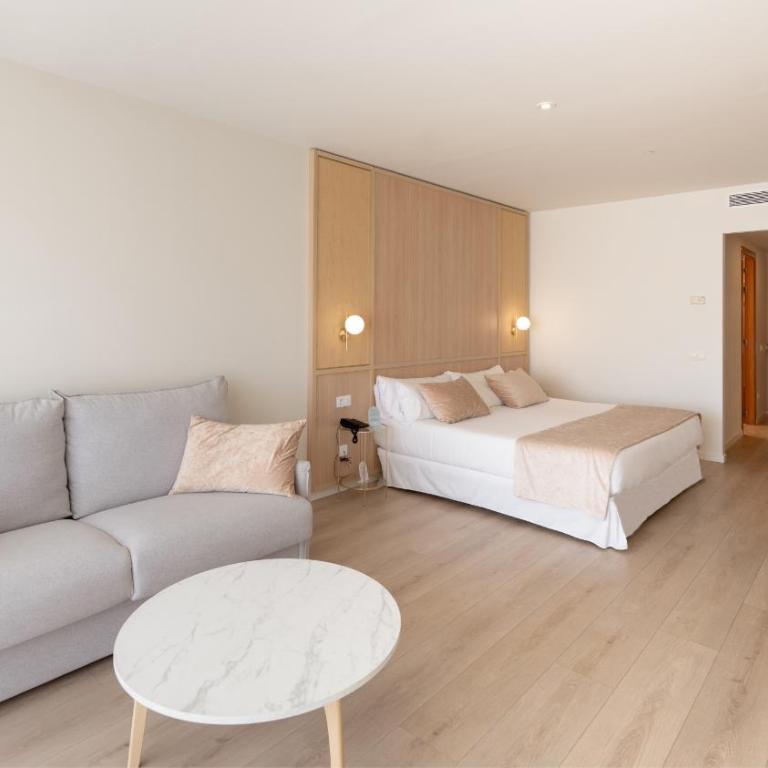 Hotel RH Ifach - Habitación Doble Premium con terraza (2 adultos) - 1