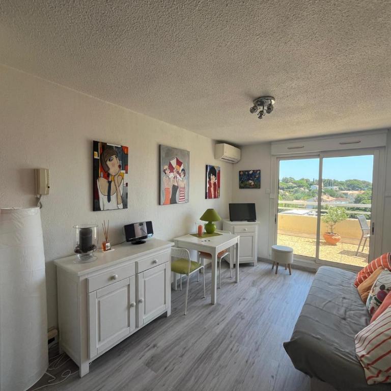 Appartement centre-ville climatisé - One-Bedroom Apartment - 1