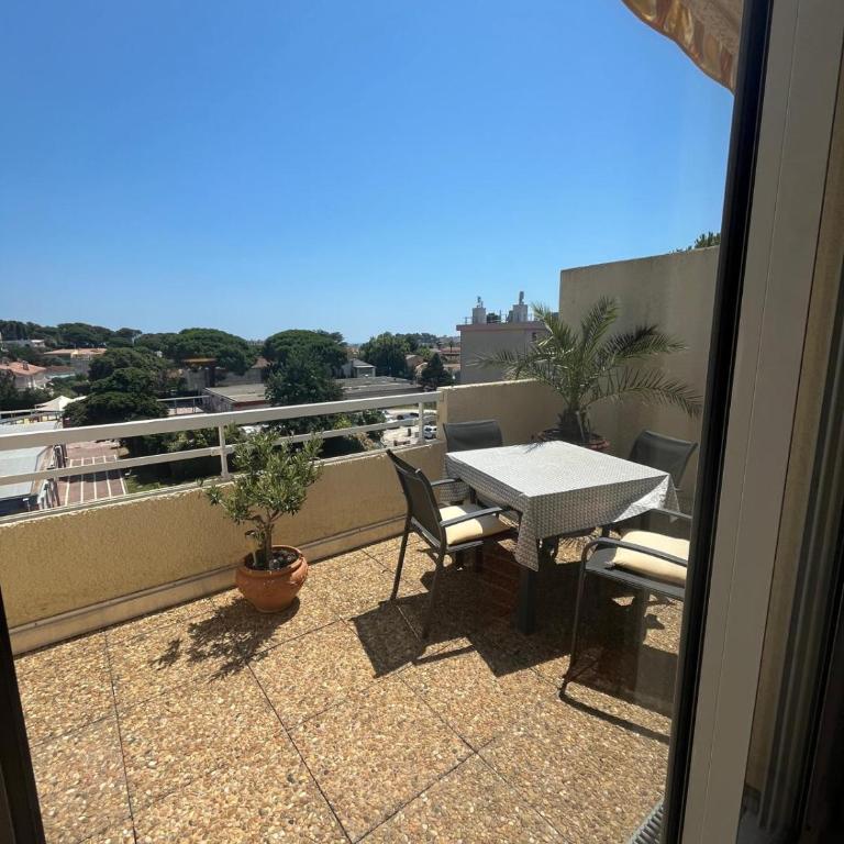 Appartement centre-ville climatisé - One-Bedroom Apartment - 16