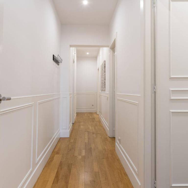 Enjoybcn Coliseum Apartments - Apartamento Superior - 22