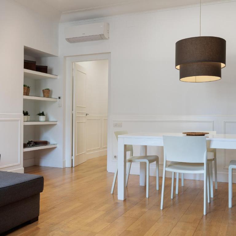 Enjoybcn Coliseum Apartments - Apartamento Superior - 9