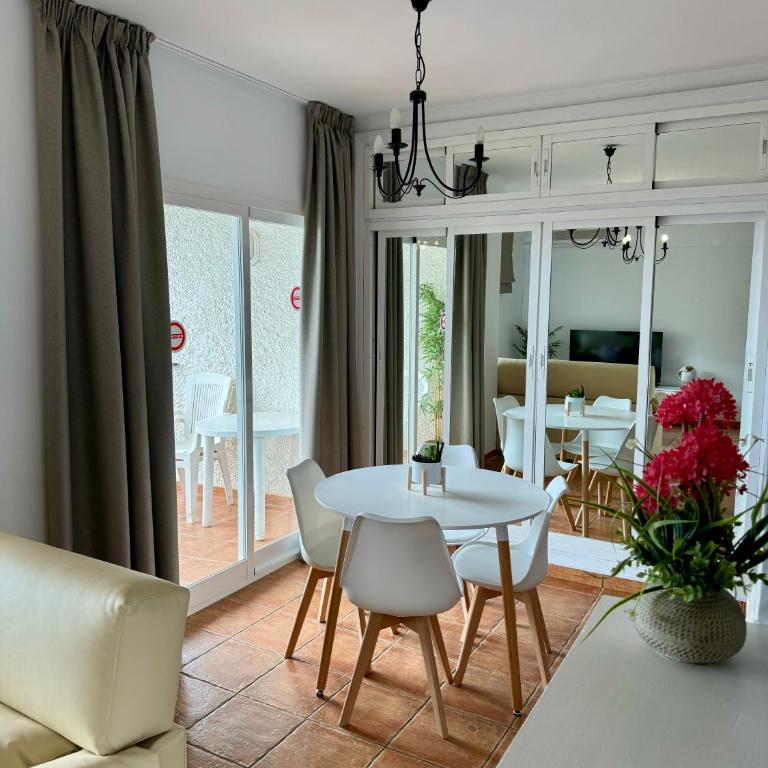 Apartamentos Mediterraneo - Apartamento 1 dormitorio con vistas al mar y terraza - 4