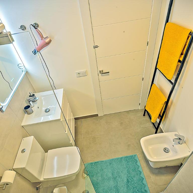 Jacuzzi & Pool House w Rooftop Terrace, Garden BBQ - Casa - 22