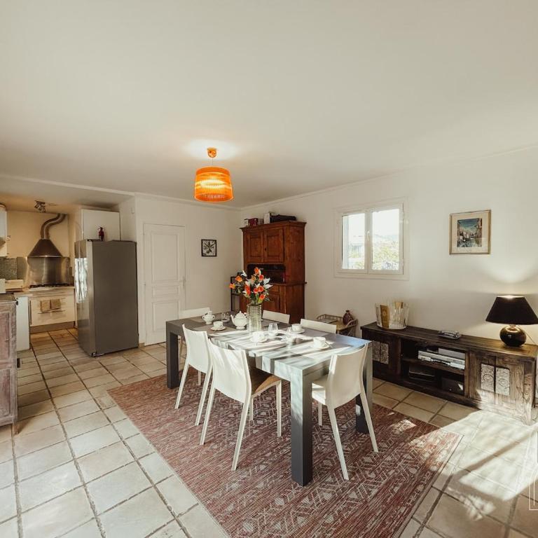 Charmante maison à Sanary - au calme avec piscine - Maison 3 Chambres - 6