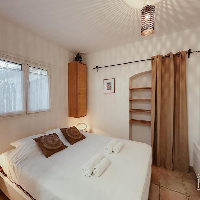 Charmante maison à Sanary - au calme avec piscine - Maison 3 Chambres - 25