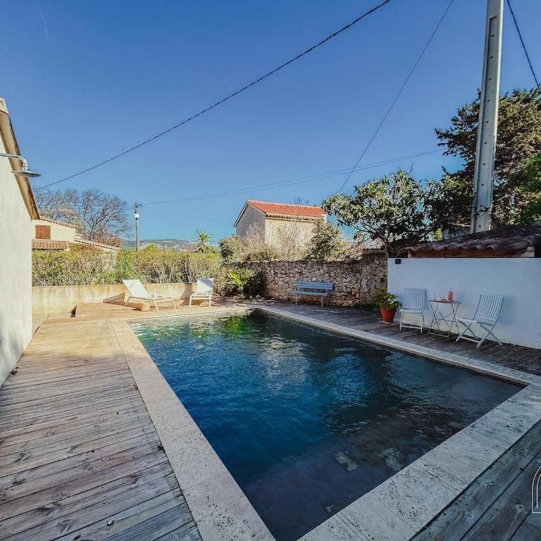 Charmante maison à Sanary - au calme avec piscine - Maison 3 Chambres - 41