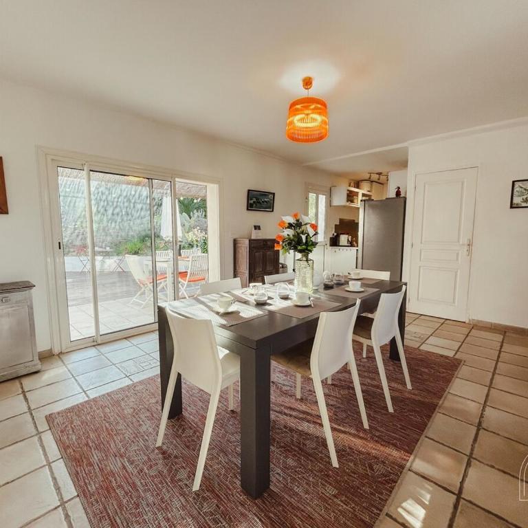 Charmante maison à Sanary - au calme avec piscine - Maison 3 Chambres - 51
