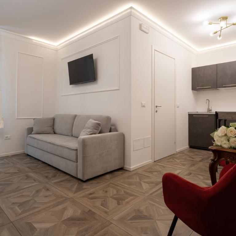 La camera degli Specchi Piazza Unità D'Italia - Deluxe Family Suite - 1