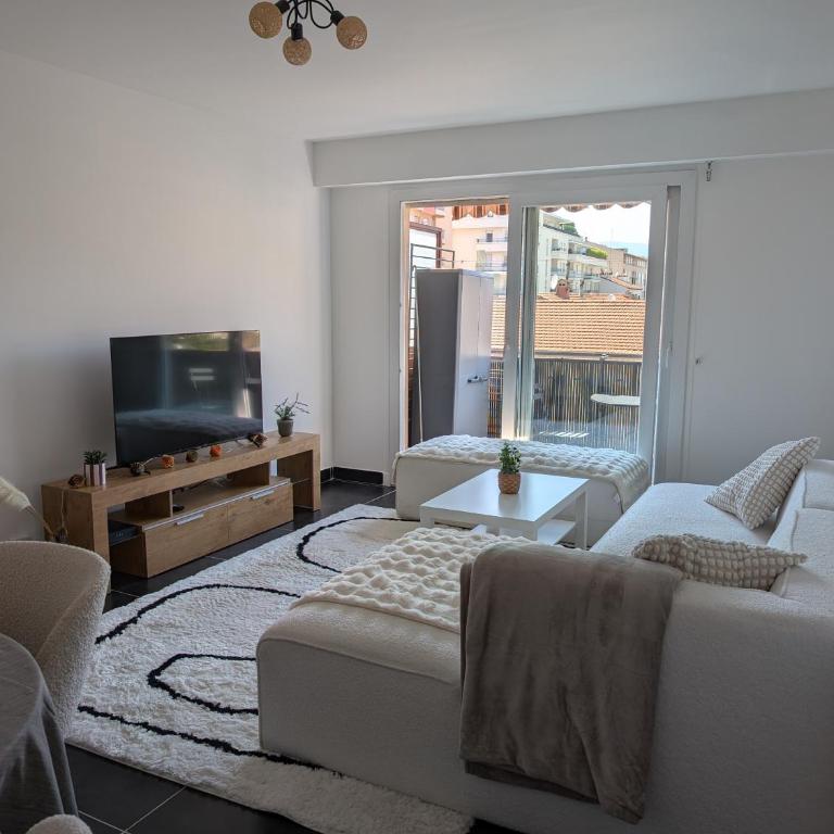 3 pièces proche gare - clim, accès plage à pied - Apartamento de 2 dormitorios - 1