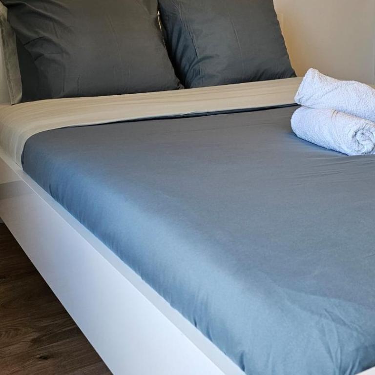 Elegant & Peaceful - Private Parking - Apartment mit 2 Schlafzimmern - 32