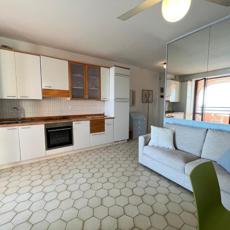 Fortino Fronte Mare - Appartamento con 1 Camera da Letto e Vista Mare - 4