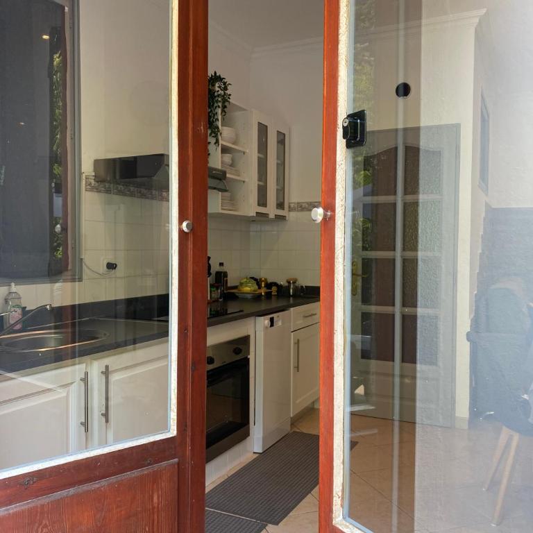 Villa Serenice - F2 au calme, climatisé, WIFI et parking gratuit - Maison 1 Chambre - 8
