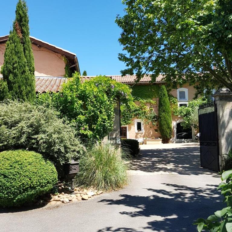 Les 3 Rêves - 6 pers Terrasse Parking, WiFi Accès Péage facile 10 min VIENNE - Maison 3 Chambres - 21