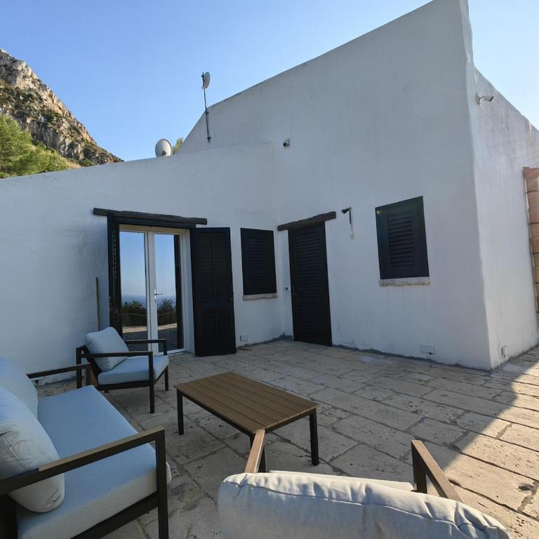 Villa Teleffio - Three-Bedroom House - 28