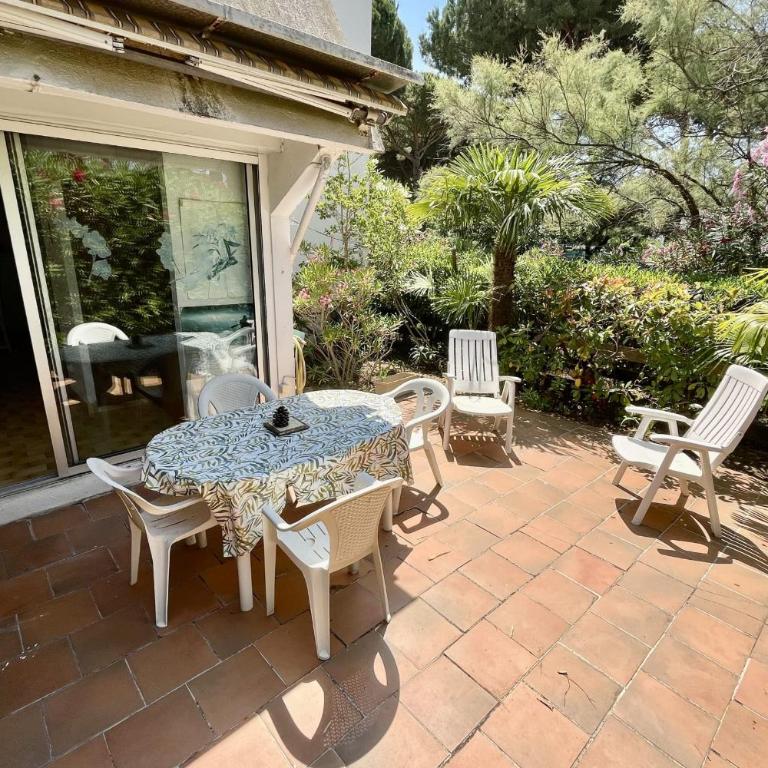 Apartment for 4 at 400 m from the beach - Apartment - 1