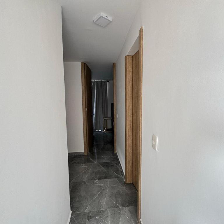 Monteazul1206- Lindo y amplio apartamento con piscina gym - Three-Bedroom Apartment - 26
