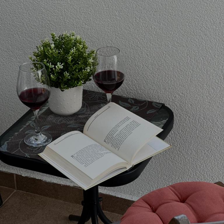 Porta Mare Apartment - One-Bedroom Apartment - 12