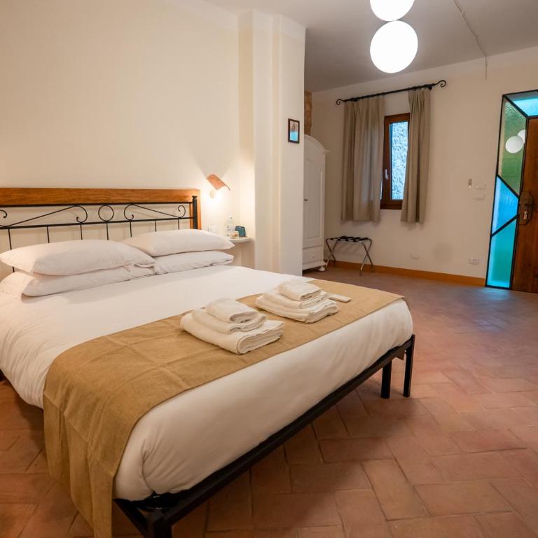 Agriturismo San Sebastiano - Camera Matrimoniale - 2