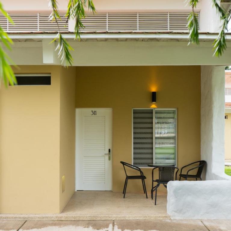 Hotel Las Palmeras - Standard Triple Room - 6