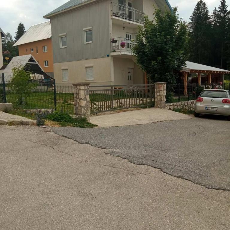 Apartman Lucija - Two-Bedroom Apartment - 6