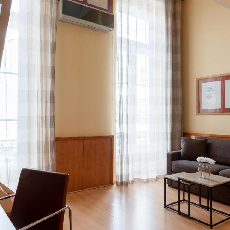 Best Western Ronceray Opéra - Chambre Double avec Canapé-Lit - 4