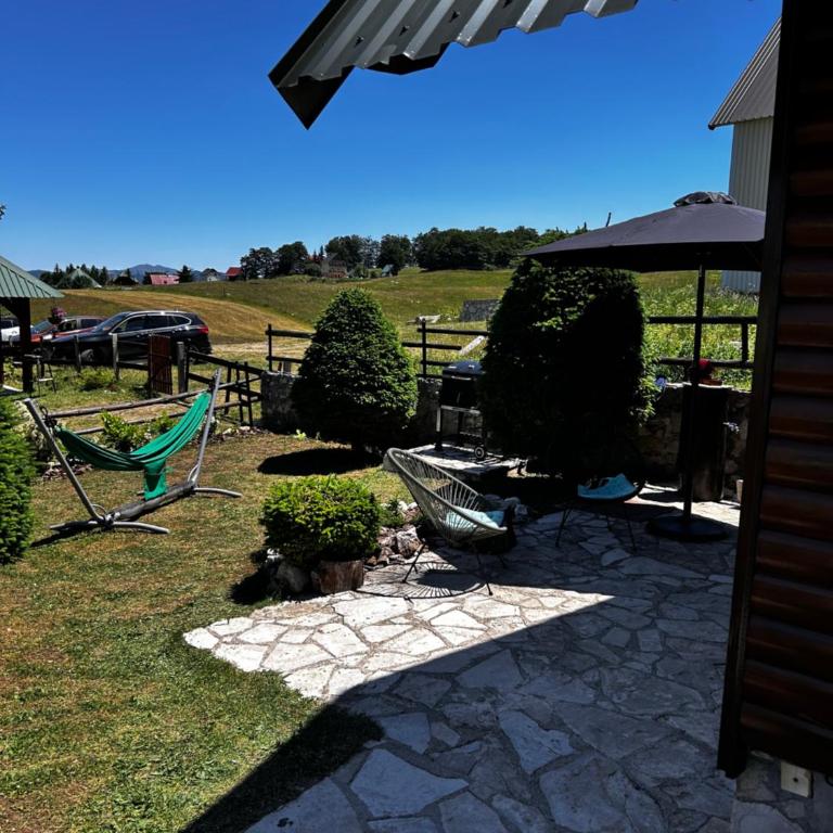 NV Mountain House - Two-Bedroom House - 11