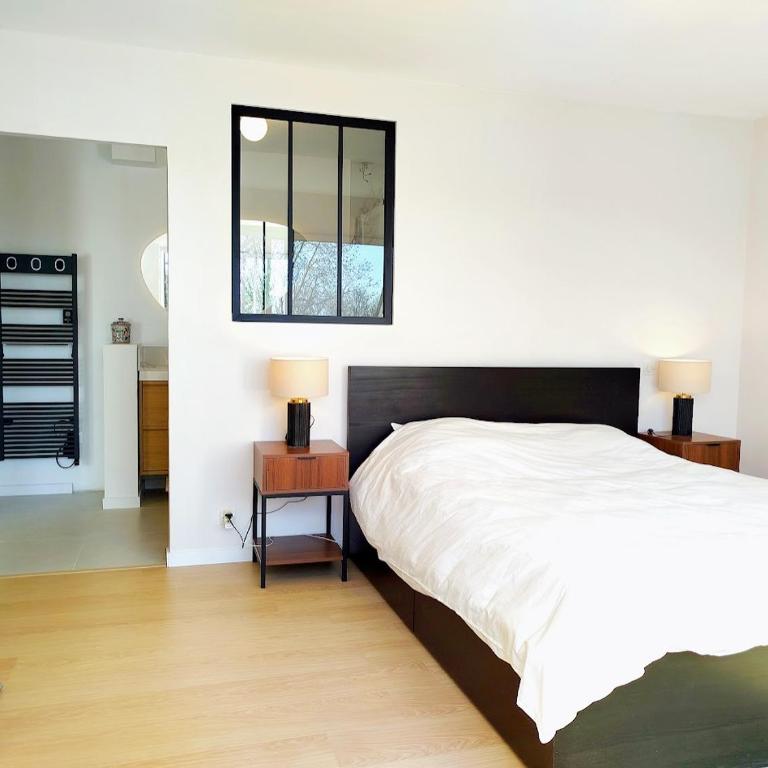 Family House 190 m2 - 3 Bedrooms, 2 Bathrooms - Villa - 10