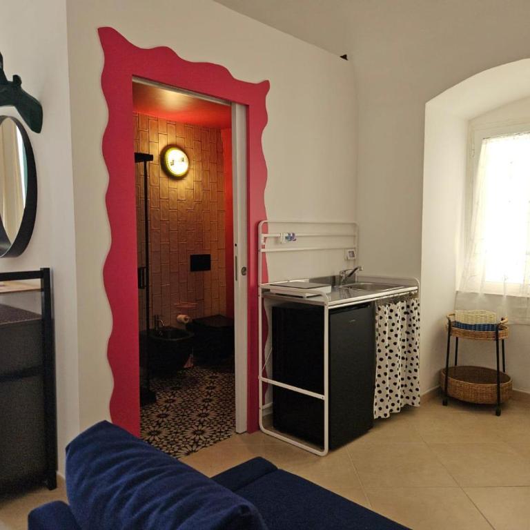 Bibi's - One-Bedroom House - 11