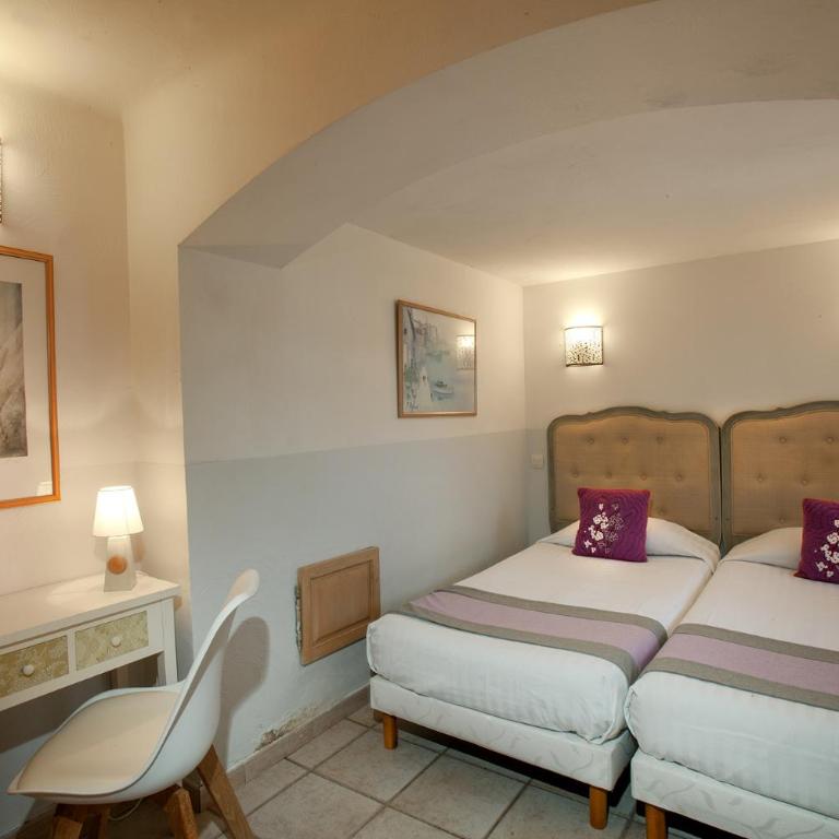 Hôtel et Appart Hôtel Les Flots Bleus - Appartement 2 Chambres - Vue sur Mer - 3