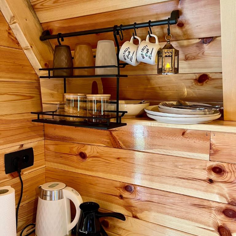 Mountain Dream - One-Bedroom Chalet - 9