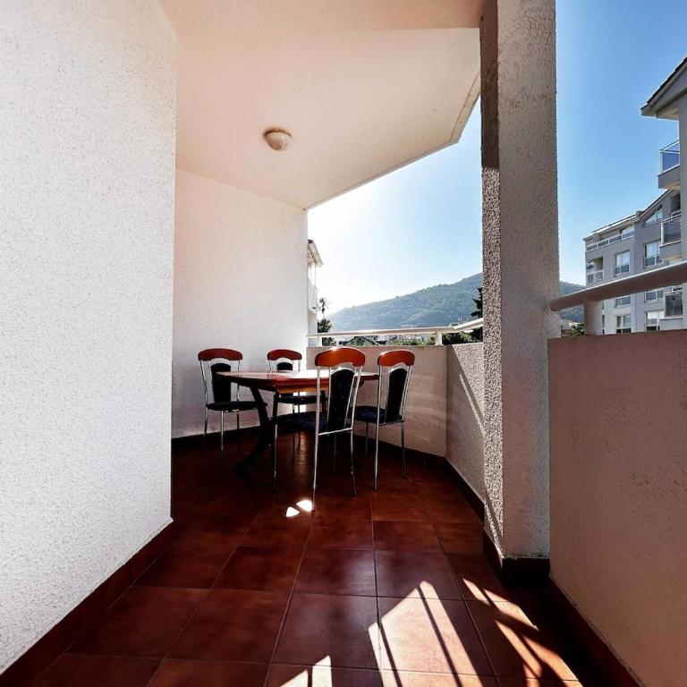 Stylish 1 Bedroom Apartment Budva - Apartman sa 1 Spavaćom Sobom - 18