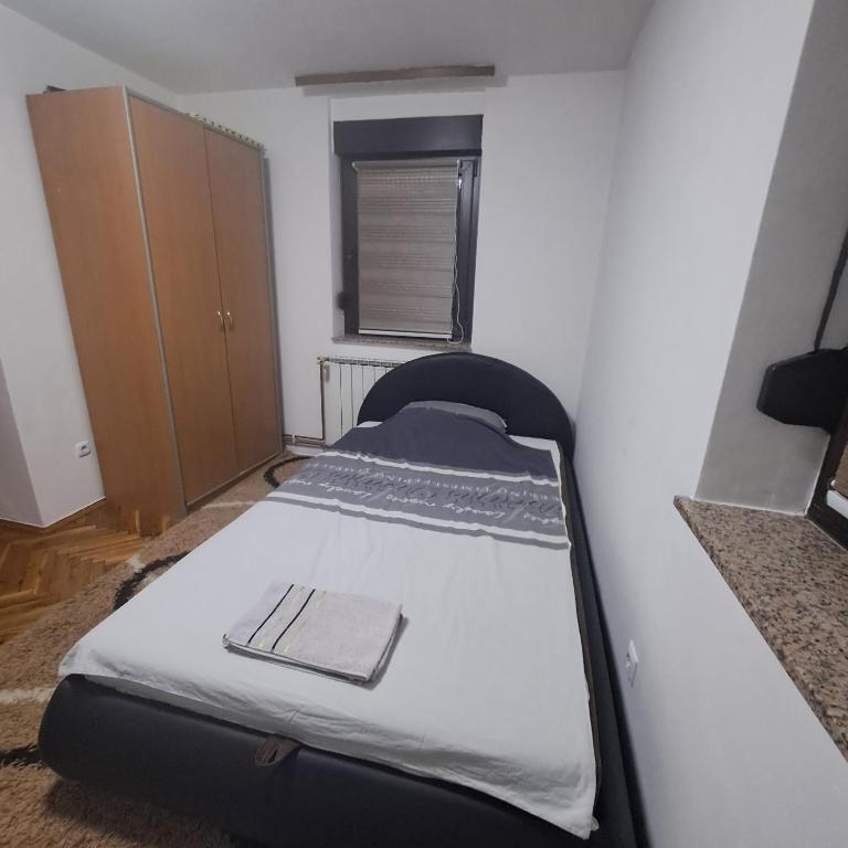 Villa Behić - Four-Bedroom House - 38