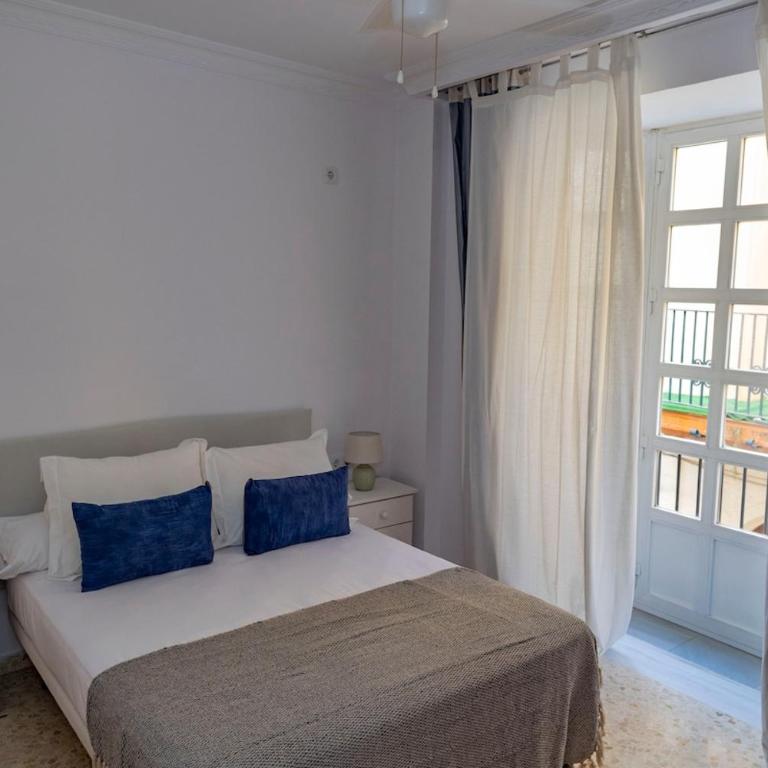 GINVA - Apartamento en pleno centro 1 - Apartamento de 2 dormitorios con balcón - 1