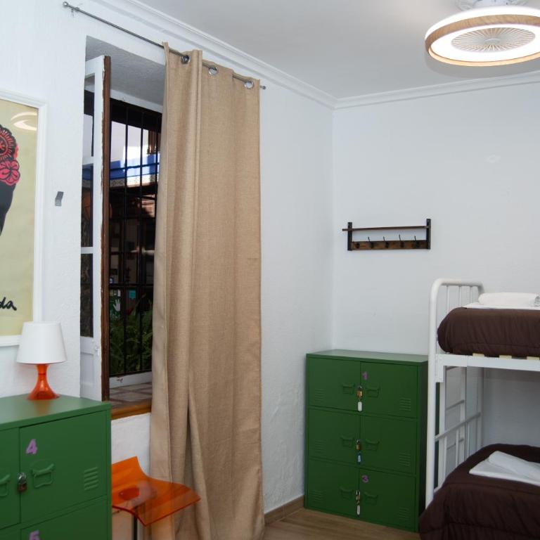Backpacker Al-Katre - Cama individual en dormitorio mixto compartido (6 camas) - 7
