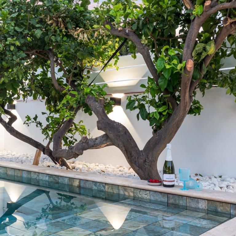 Benalmadena Beach Villa-Luxe new 5BR heated pool & BBQ kitchen at prime location near Puerto Marina & Beach - Villa Deluxe - 54