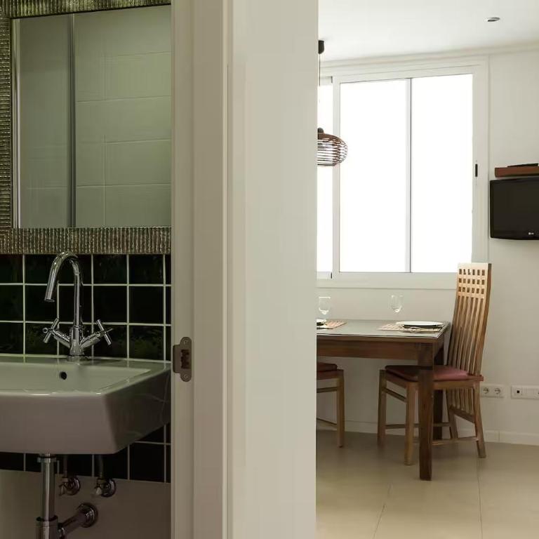 Veoapartment Feria 80 - Habitación Doble con baño privado - 2 camas - 15