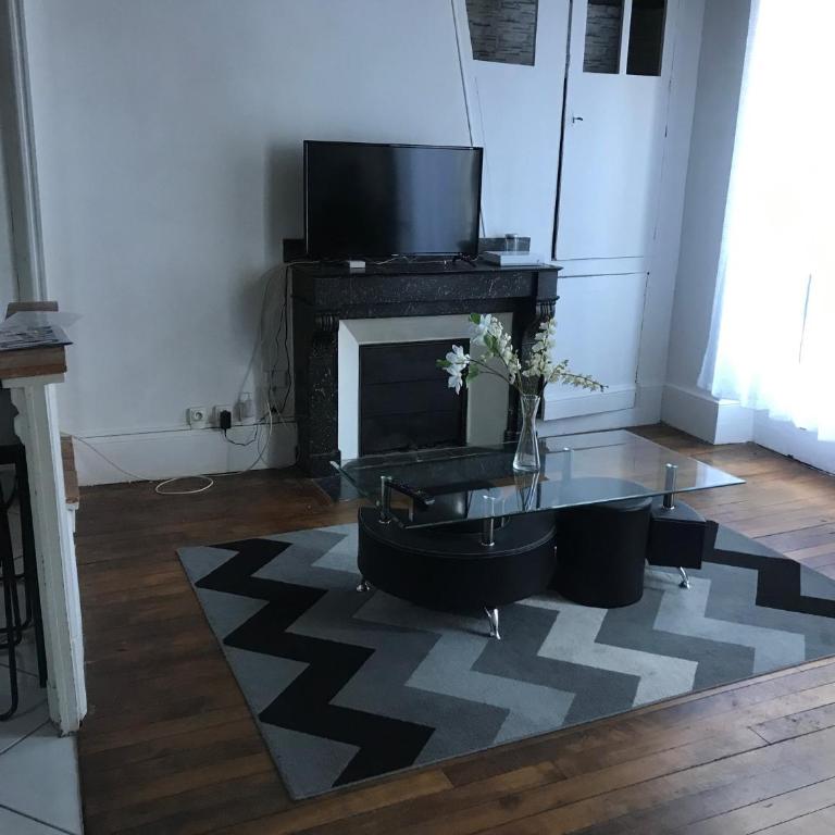 F2 cosy à 2 pas de la cathédrale d Orleans - One-Bedroom Apartment - 2