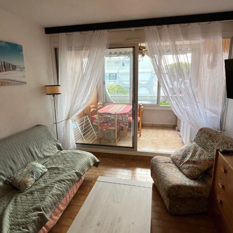 Les Floralies 2, 40 m2, 1 Chambre, Climatisation, dans résidence avec 2 piscines - Apartamento de 1 dormitorio - 2