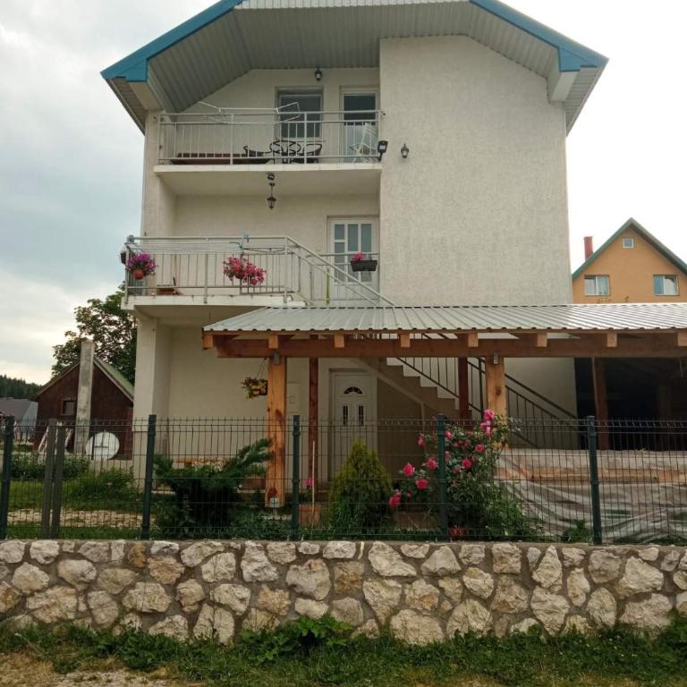 Apartman Lucija - Two-Bedroom Apartment - 1