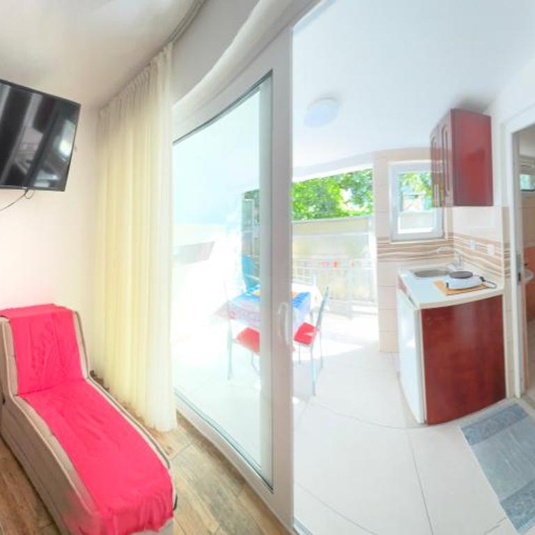 Apartments TRI SRCA - Studio sa Sofom na Izvlačenje - 7