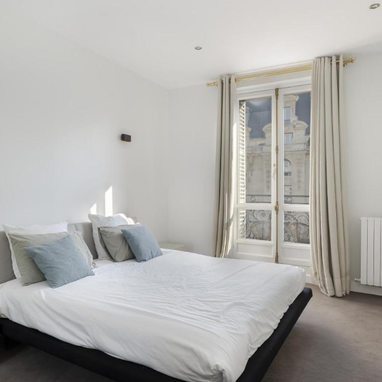 Luxury 5 Bed Residence - Opposite Arc de Triomphe - Apartamento - 42